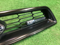 Rejilla del radiador SUBARU LEGACY OEM 91121AE410 BHE BH9 BH5 2002 silver 01G