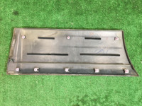 左后轮眉 SUBARU LANCASTER OEM 91111AE070MQ BHE BH9 2001 Silver 1U2
