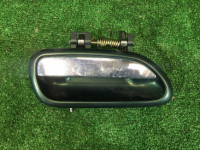 Puxador da porta traseira direita 62412FA020 SUBARU LANCASTER