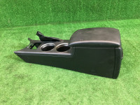 Glovebox and armrest SUBARU LEGACY OEM 92114AG120JC, 92113AG050JC, 66150AG010JC, 66150AG070JC BP5 BL5 BLE BPE BP9 2006 silver 39D