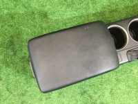 Glovebox and armrest SUBARU LEGACY OEM 92114AG120JC, 92113AG050JC, 66150AG010JC, 66150AG070JC BP5 BL5 BLE BPE BP9 2006 silver 39D