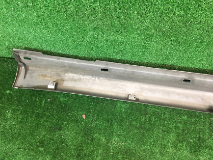 ชายบันไดขวา SUBARU LEGACY OEM 96051AG000TE BP5 BP9 BPE BL5 2006 silver 39D