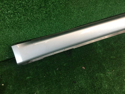 ชายบันไดขวา SUBARU LEGACY OEM 96051AG000TE BP5 BP9 BPE BL5 2006 silver 39D