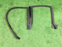 Left door seal SUBARU LEGACY OEM 63521AG010 BP5 BP9 BPE 2006 silver 39D