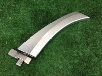 Friso do guarda-lamas traseiro esquerdo 91021AG011TE SUBARU LEGACY