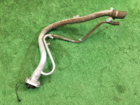 Tubo de enchimento do depósito SUBARU LEGACY B4 OEM 42066AE100 BEE BH5 BE5 2002 black 18L,15K