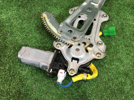 Left rear window regulator SUBARU LEGACY B4 OEM 62188AE010, 62222AE010 BEE BE9 BE5 2002