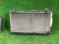 Radiador del motor МКПП SUBARU LEGACY OEM 45111AE022 BH5 BE5 2000 EJ208