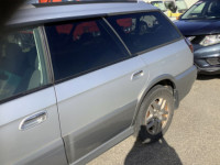 Aleta trasera izquierda SUBARU LANCASTER OEM 51410AE170 BH9 BHE 2001 grey 1U2
