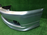 Para-choques dianteiro SUBARU LEGACY OEM 57703AE180TG, 57704AE140, 84501AE180, 84501AE190 BH5 BE5 BE9 BHE BH9 2002 silver 01G