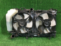 Radiador do motor МКПП SUBARU LEGACY OEM 45111AE031 BH5 BE5 1999 EJ208