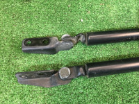 Amortecedores da tampa da bagageira SUBARU LANCASTER OEM 63260AE020, 63260AE030 BH9 BHE BH5 2001 grey 1U2