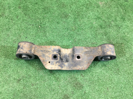 差速器支座 SUBARU LANCASTER OEM 41310AE002 BH9 BHE BH5 2001 EJ254