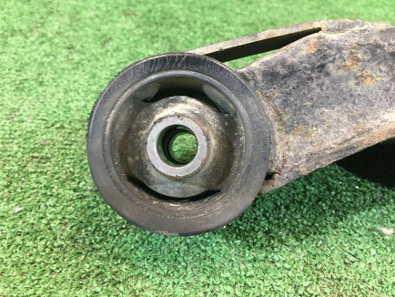 差速器支座 SUBARU LANCASTER OEM 41310AE002 BH9 BHE BH5 2001 EJ254