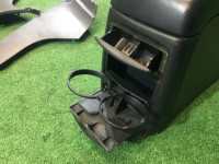 ช่องเก็บของและที่วางแขน SUBARU LANCASTER OEM 92111AE010AC, 66150AE020ML, 92132AE000ML BH9 BH5 BHE BE5 BE9 BEE 2001 grey 1U2