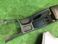 ช่องเก็บของและที่วางแขน SUBARU LANCASTER OEM 92111AE010AC, 66150AE020ML, 92132AE000ML BH9 BH5 BHE BE5 BE9 BEE 2001 grey 1U2
