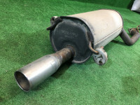 Panela de escape SUBARU LANCASTER OEM 44300AE120 BH9 BH5 2001 EJ254