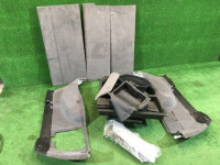 Tapizado del maletero SUBARU LANCASTER OEM 94047AE020AC, 94047AE030AC, 95066AE020OC, 95066AE030OC, BH9 BHE BH5 2001 grey 1U2