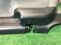 Tapizado del maletero SUBARU LANCASTER OEM 94047AE020AC, 94047AE030AC, 95066AE020OC, 95066AE030OC, BH9 BHE BH5 2001 grey 1U2