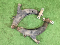 ปีกนกหน้า 20202AE000, 20202AE010 SUBARU LANCASTER