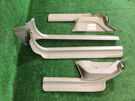 Frisos das embaladeiras SUBARU LANCASTER OEM 94060AE000GE, 94060AE010GE, 94061AE000GE, 94061AE010GE BHE BH9 2000 Beige 8L5