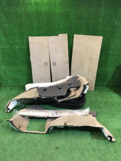 แผงบุห้องเก็บของท้าย 94047AE020AD, 94047AE030AD, 95066AE030GG, 95066AE020GG SUBARU LANCASTER