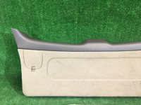 Tapizado del portón SUBARU LANCASTER OEM 94320AE011AD, 94310AE020GF, 94310AE030GF, 94310AE000GF BHE BH9 BH5 2000 Beige 8L5