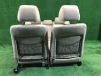 Conjunto de bancos SUBARU LANCASTER OEM 64010AE700GE, 64010AE710GE, 64221AE130GE, 64231AE130GE BHE BH9 BH5 2000 Beige 8L5