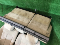 Conjunto de bancos SUBARU LANCASTER OEM 64010AE700GE, 64010AE710GE, 64221AE130GE, 64231AE130GE BHE BH9 BH5 2000 Beige 8L5