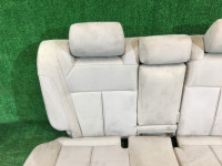 Conjunto de bancos SUBARU LANCASTER OEM 64010AE700GE, 64010AE710GE, 64221AE130GE, 64231AE130GE BHE BH9 BH5 2000 Beige 8L5