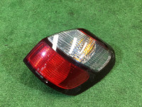 右尾灯 SUBARU LANCASTER OEM 84201AE220 BHE BH9 2000