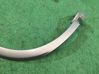 Ensanchador de aleta trasero izquierdo SUBARU LANCASTER OEM 91111AE030MF BHE BH9 2000 Beige 8L5