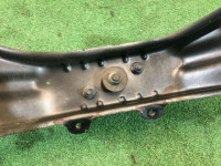 Travessa da caixa SUBARU LEGACY OEM 41022AG100, 41011AG020 BLE BPE BP5 BL5 2003 EZ30