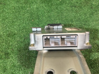 Centralita de la caja de cambios SUBARU LEGACY OEM 31711AH570 BLE 2003 EZ30