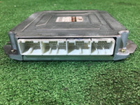 エンジンコンピューター SUBARU LEGACY OEM 22611AH611 BLE 2003 EZ30