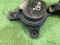 发动机支座 SUBARU LEGACY OEM 41022AG020, 41022AG030 BLE BPE 2003 EZ30