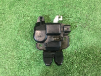 กลอนล็อกฝากระโปรงท้าย 57530AG010 SUBARU LEGACY