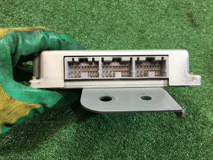 Centralina da caixa SUBARU LEGACY OEM 31711AF680 BE9 2001 EJ254