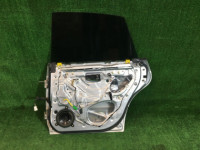 Дверь задняя правая SUBARU LEGACY OEM 60400AE400 BE9 BE5 BEE 2001 silver 01G