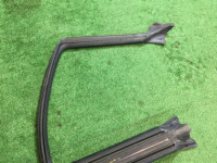 Borracha da porta esquerda SUBARU LEGACY OEM 63521AE010 BEE BE9 BE5 2001 silver 01G