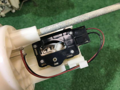 Fuel level sensor SUBARU LEGACY OEM 42081AG000 BL5 BP5 2007 EJ203