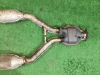 Выпускной коллектор Штаны SUBARU LANCASTER OEM 44101AE040, 44101AE050 BHE BEE 2000 EZ30