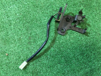 トランクロック SUBARU LEGACY OEM 57534AC011 BE9 BE5 BEE 2001 silver 01G