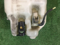 Depósito do lava-vidros SUBARU LANCASTER OEM 86610AE010 BHE BH9 BH5 1999 EJ254