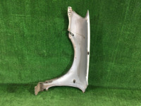 Guarda-lamas dianteiro direito SUBARU LANCASTER OEM 57120AE021, 91111AE000MF BHE BH9 1999 white / grey 8K2