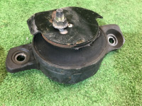 Apoios do motor SUBARU LANCASTER OEM 41022AE020, 41022AE030 BE5 BH5 BE9  BH9 1999 EJ254