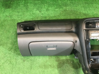 Salpicadero SUBARU LANCASTER OEM 66045AE000ML, 66050AE200OA, 66180AE000, 66060AE280, 66050AE060 BHE BH9 BH5 BE5 BE9 BEE 1999 white / grey 8K2