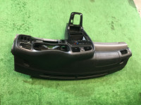 Salpicadero SUBARU LANCASTER OEM 66045AE000ML, 66050AE200OA, 66180AE000, 66060AE280, 66050AE060 BHE BH9 BH5 BE5 BE9 BEE 1999 white / grey 8K2