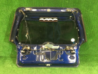 尾门 SUBARU LEGACY OEM 61700AC000, 60201AC031NB, 84251AC090 BG9 BG5 1996 Blue 52D