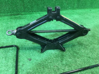 千斤顶 SUBARU LEGACY OEM 97030FA070, 97032AA000 BG5 BG9 BD5 BD9 1996